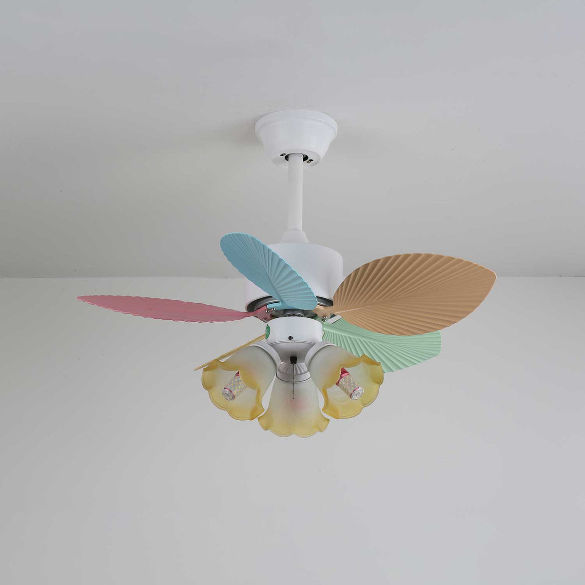 Celoia bunte Glas-Deckenventilator mit Beleuchtung
