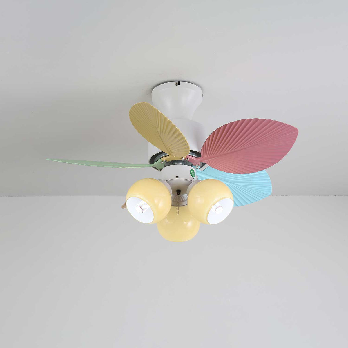 Celoia bunte Glas-Deckenventilator mit Beleuchtung