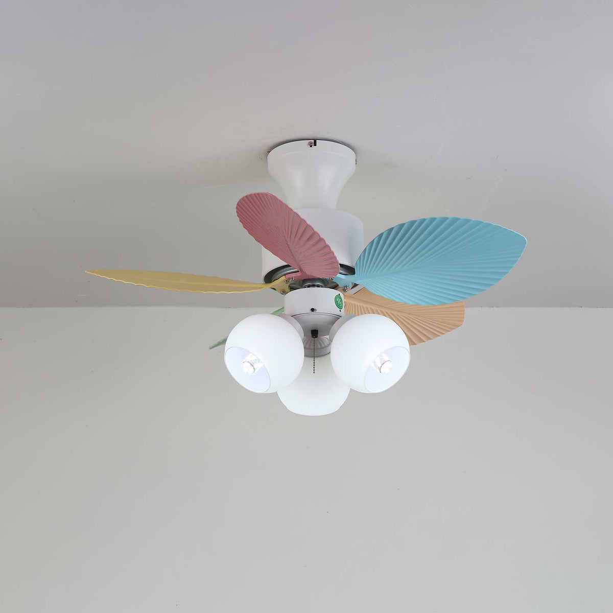 Celoia bunte Glas-Deckenventilator mit Beleuchtung