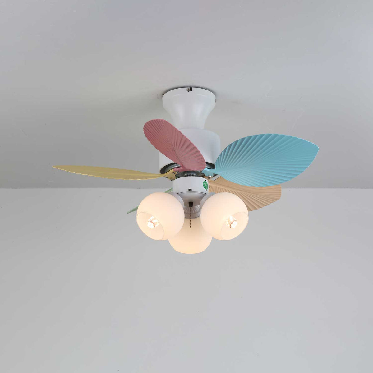 Celoia bunte Glas-Deckenventilator mit Beleuchtung