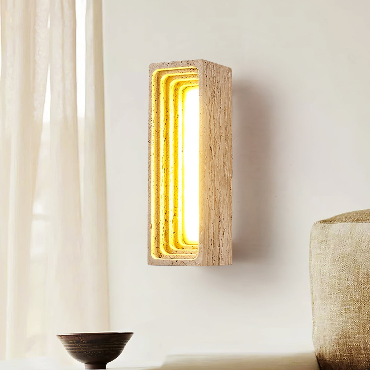 Atheila Travertine-Wandleuchte