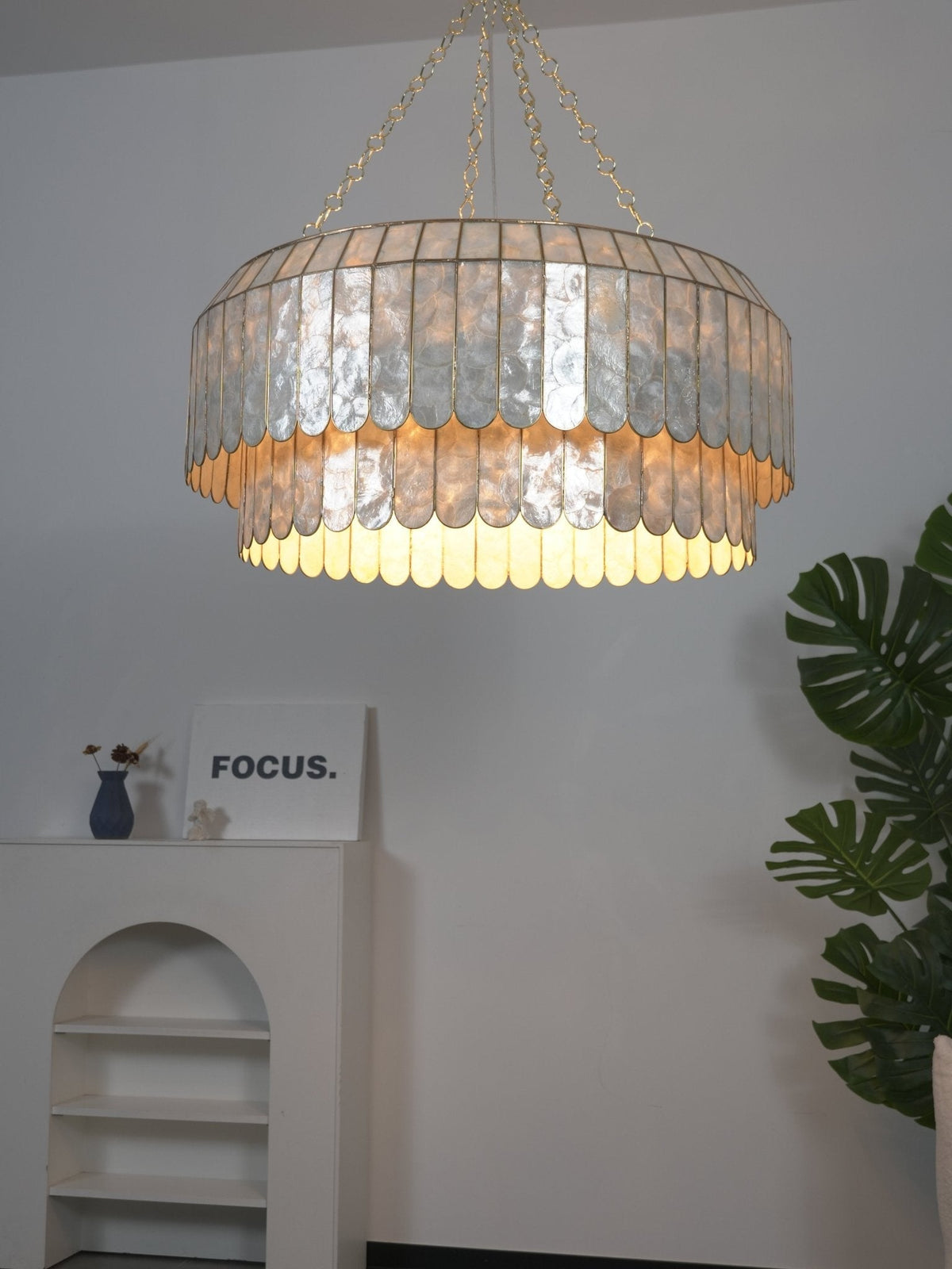 Holz Gold Muschel-Metall Aurelia Kronleuchter