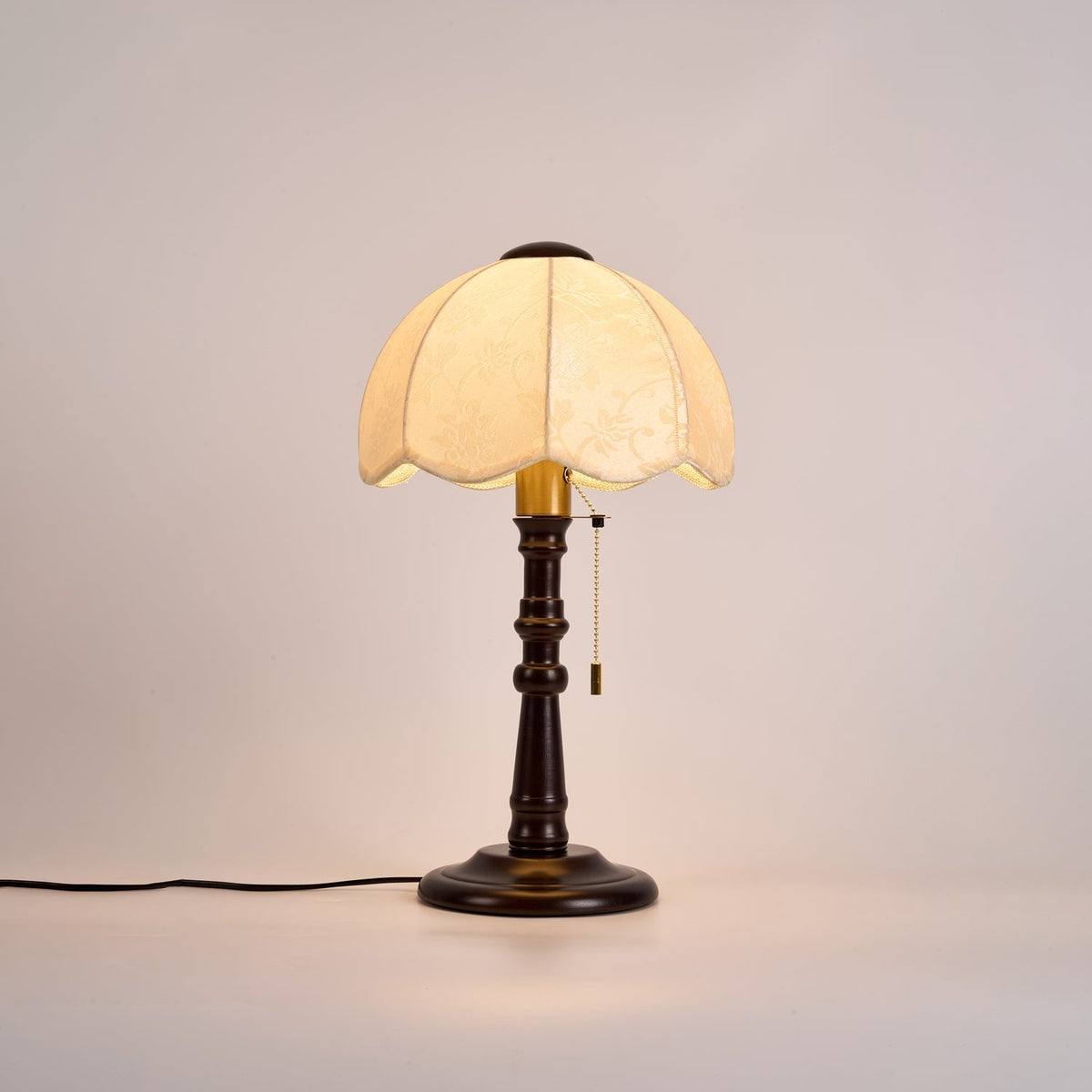 Beckett Vintage-Holz-Tischleuchte