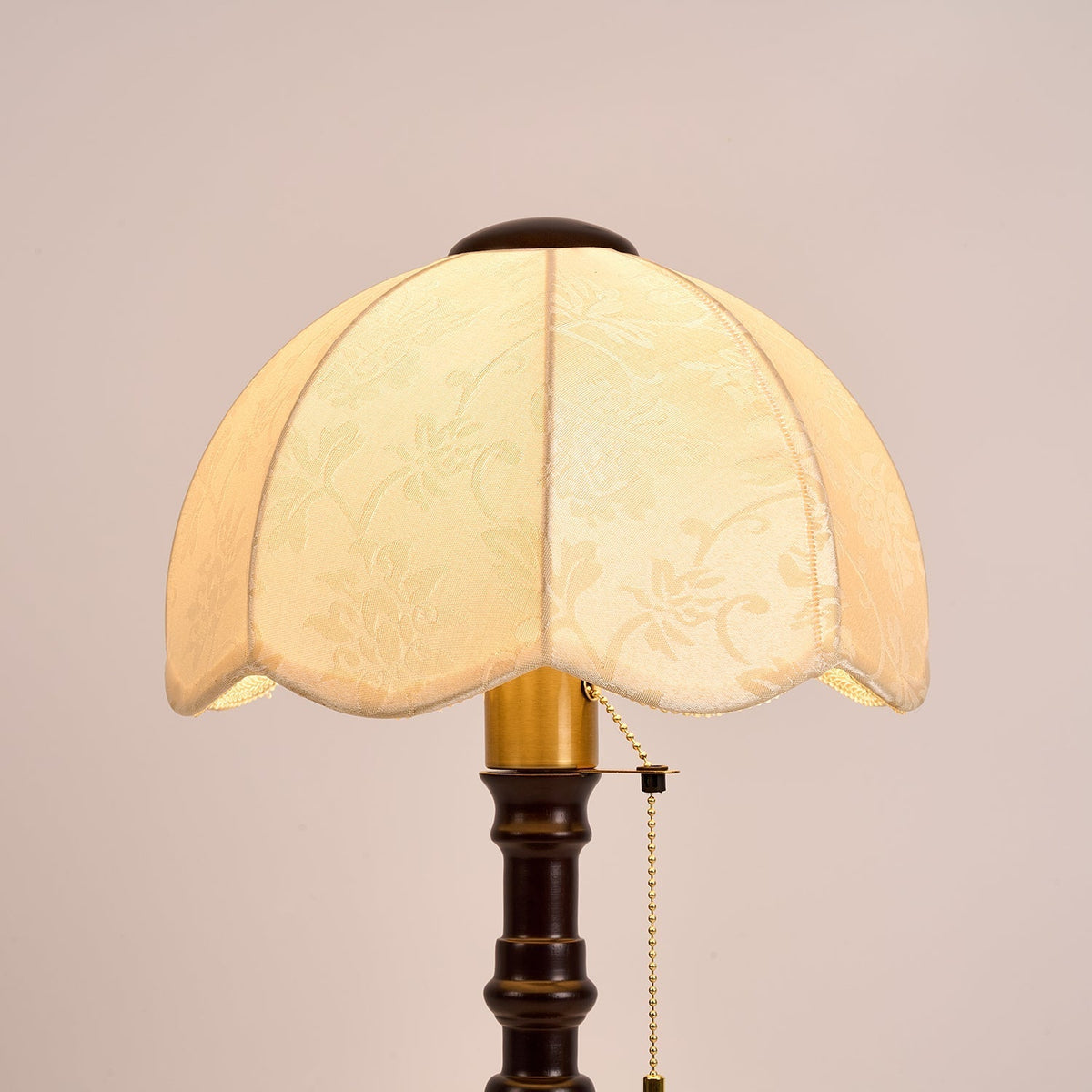 Beckett Vintage-Holz-Tischleuchte