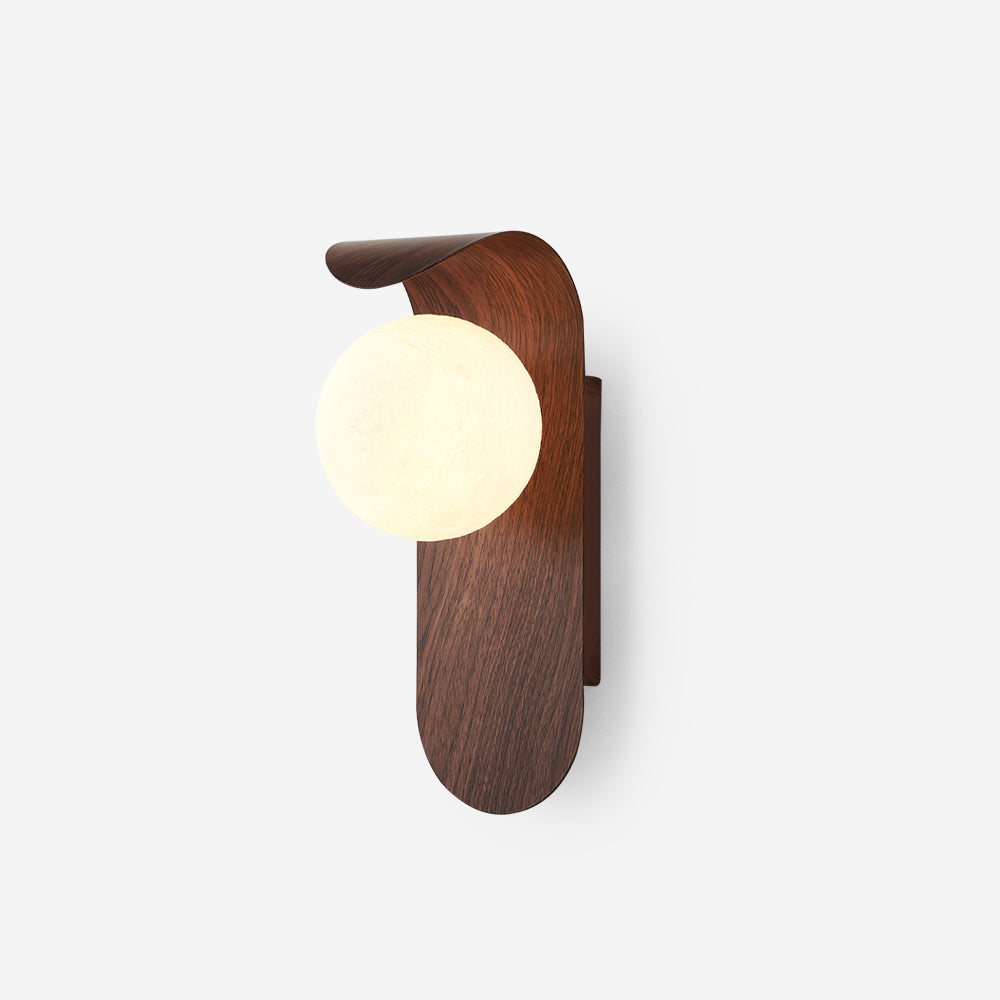 Exuro Wandleuchte für den Innenbereich aus Holzfarbe / Walnussfarben