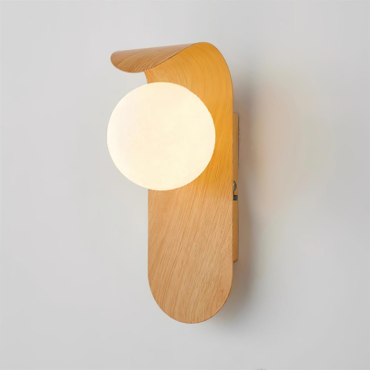Exuro Wandleuchte für den Innenbereich aus Holzfarbe / Walnussfarben