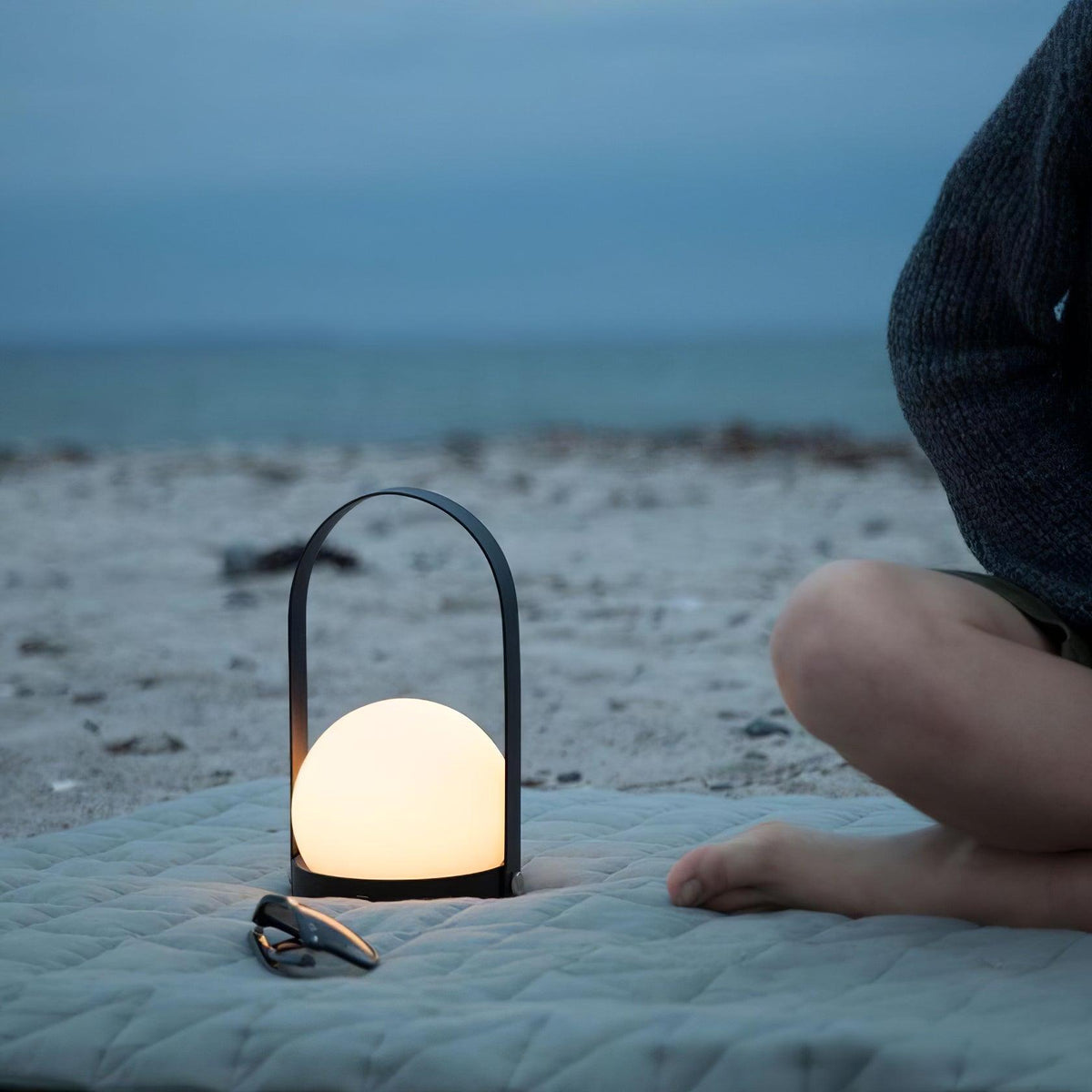 Zenon Glas Minimalistische Tischleuchte