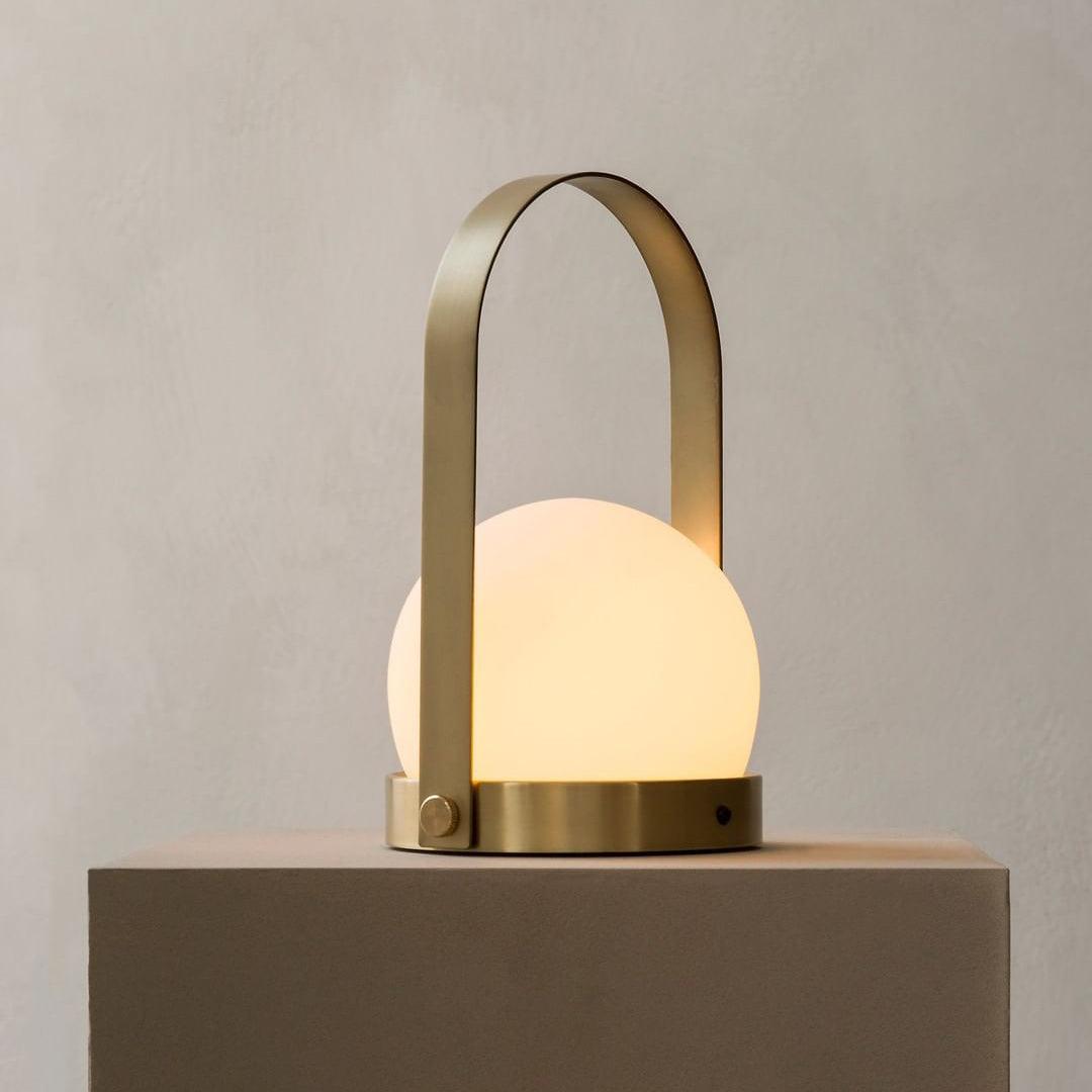 Zenon Glas Minimalistische Tischleuchte