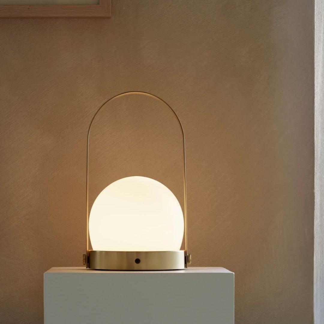 Zenon Glas Minimalistische Tischleuchte