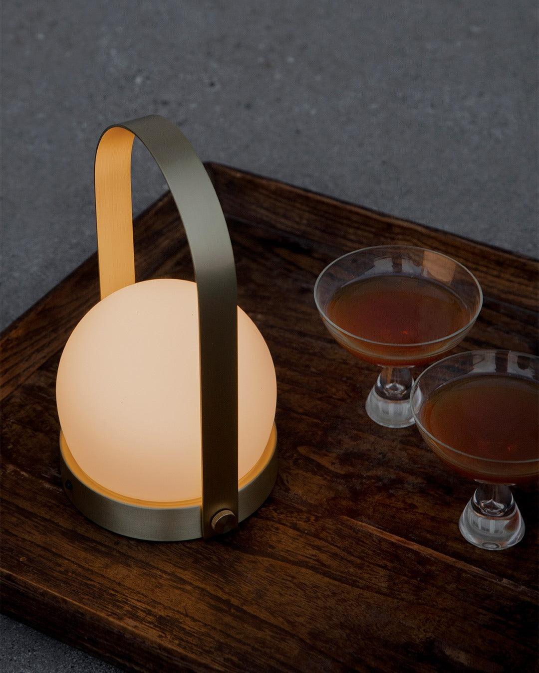 Zenon Glas Minimalistische Tischleuchte