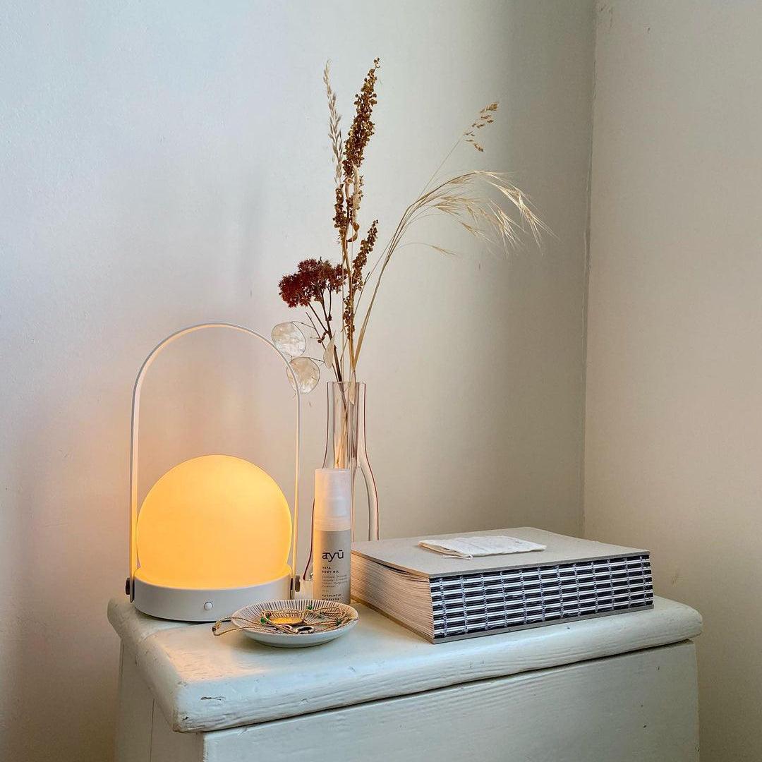 Zenon Glas Minimalistische Tischleuchte