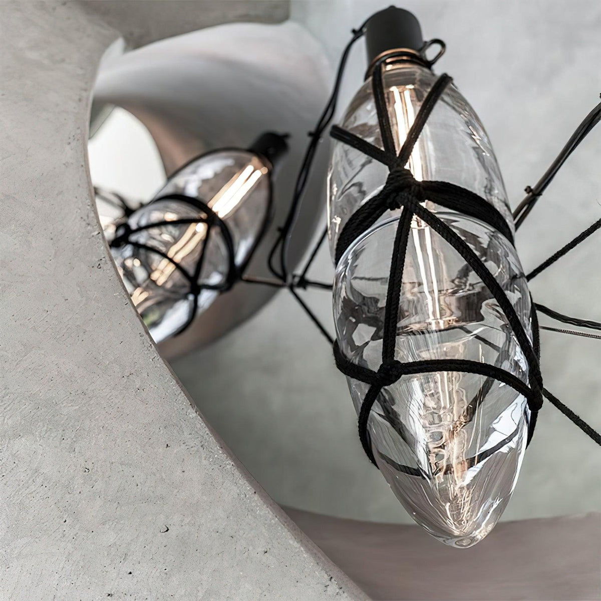 Sior Pendelleuchte aus Glas in Kieselsteinform Individual Creativity Flasche