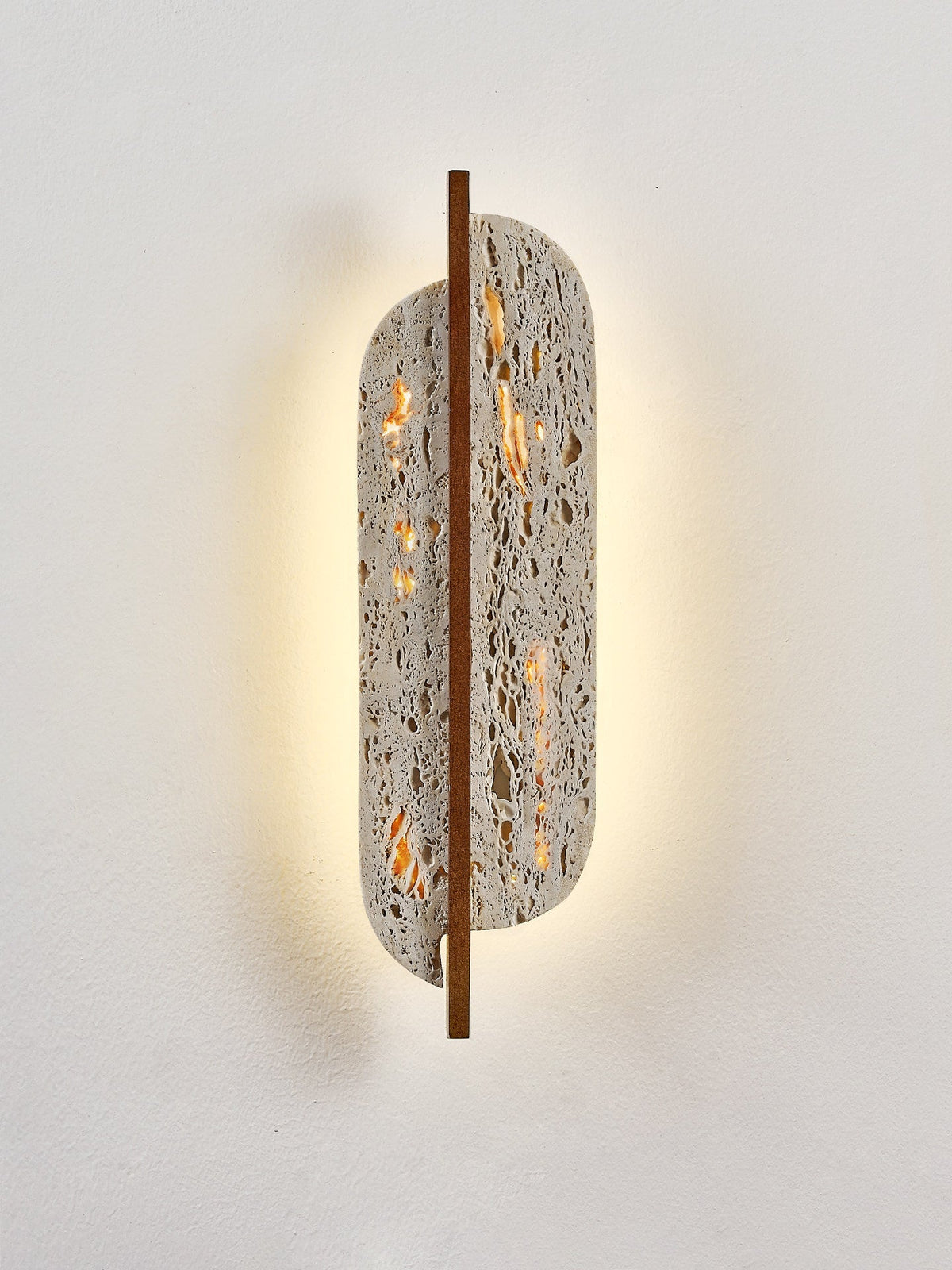 Serinaine Travertine-Wandleuchte