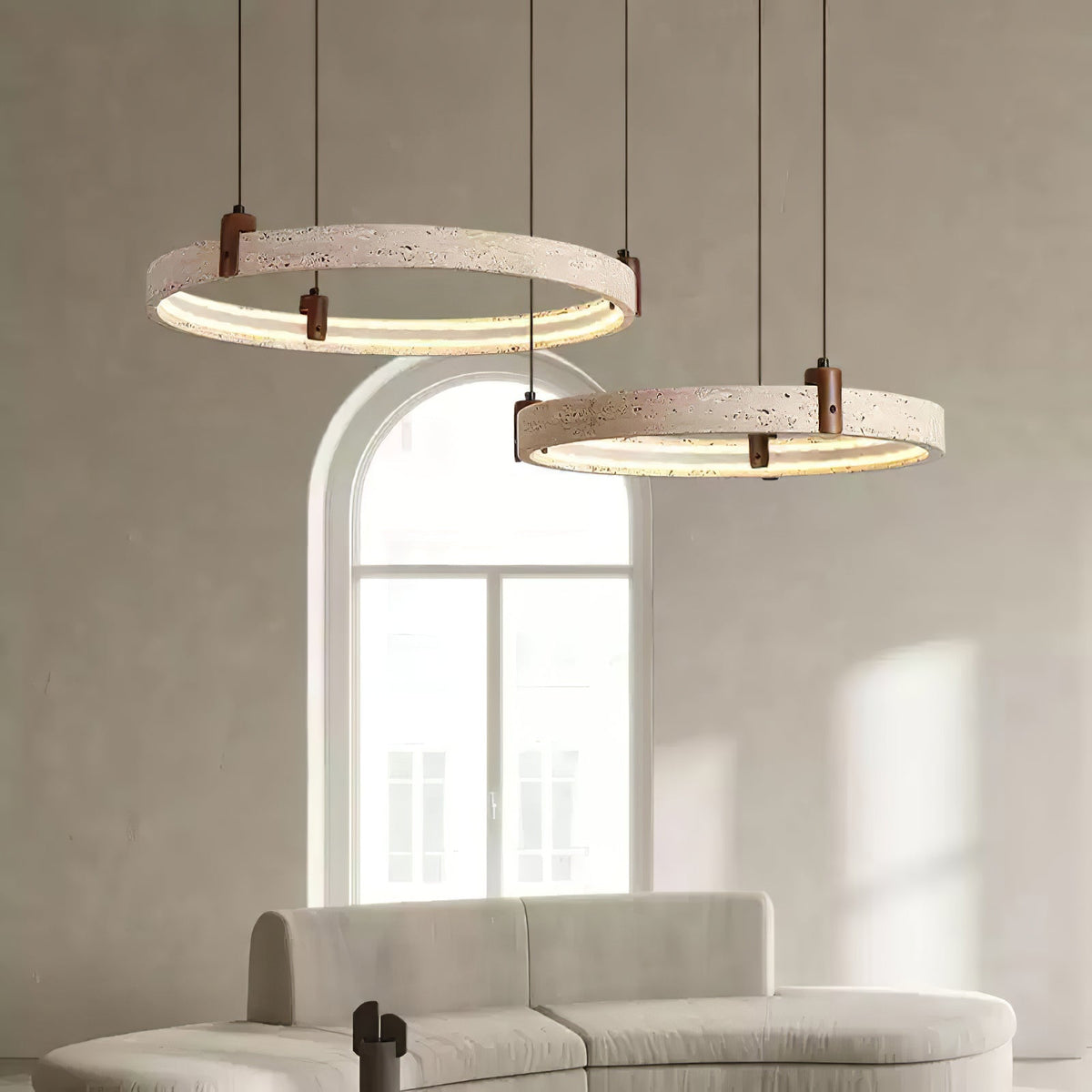 Celestial Orbit Travertine Ring Kronleuchter