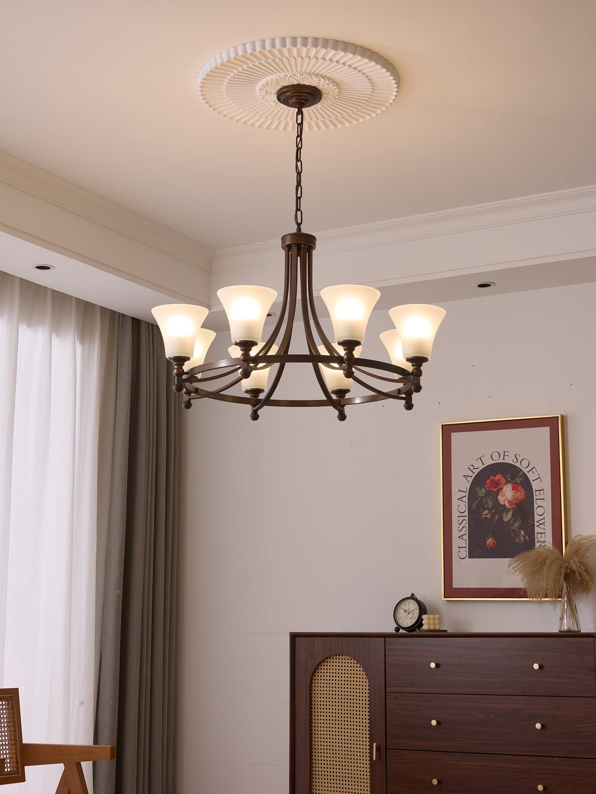 Celestine Kronleuchter Traditionelle Eleganz Vintage Glow