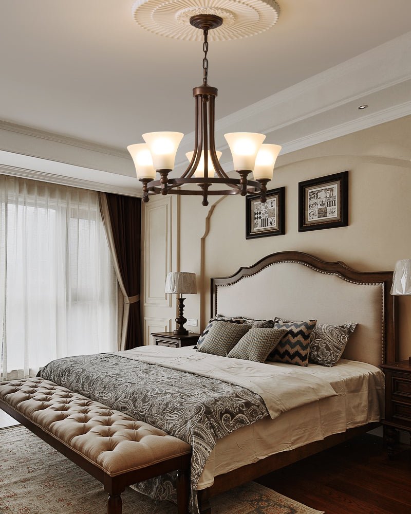 Celestine Kronleuchter Traditionelle Eleganz Vintage Glow