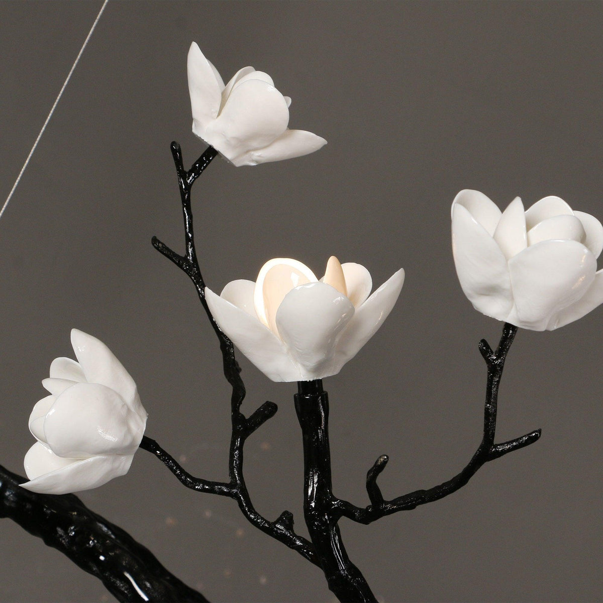 Fioeiel Kronleuchter Keramik-Blumen Schwarz Ast