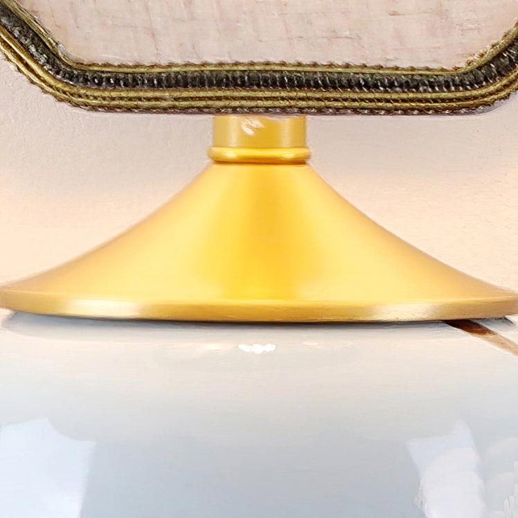 Sparrow Oriental Keramik-Tischlampe