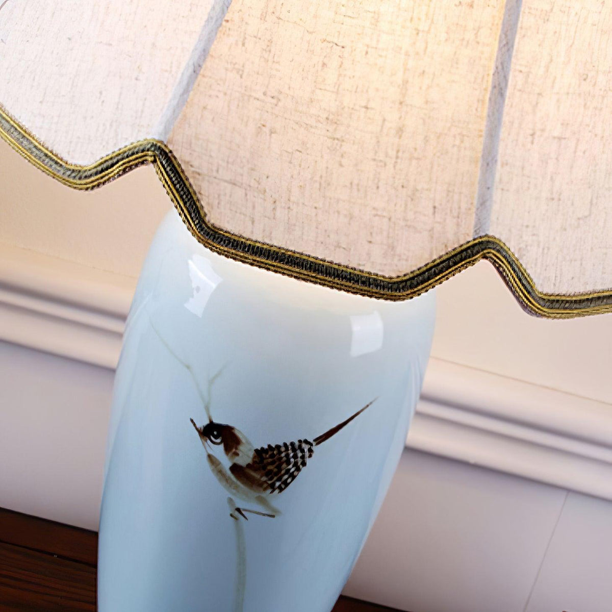 Sparrow Oriental Keramik-Tischlampe