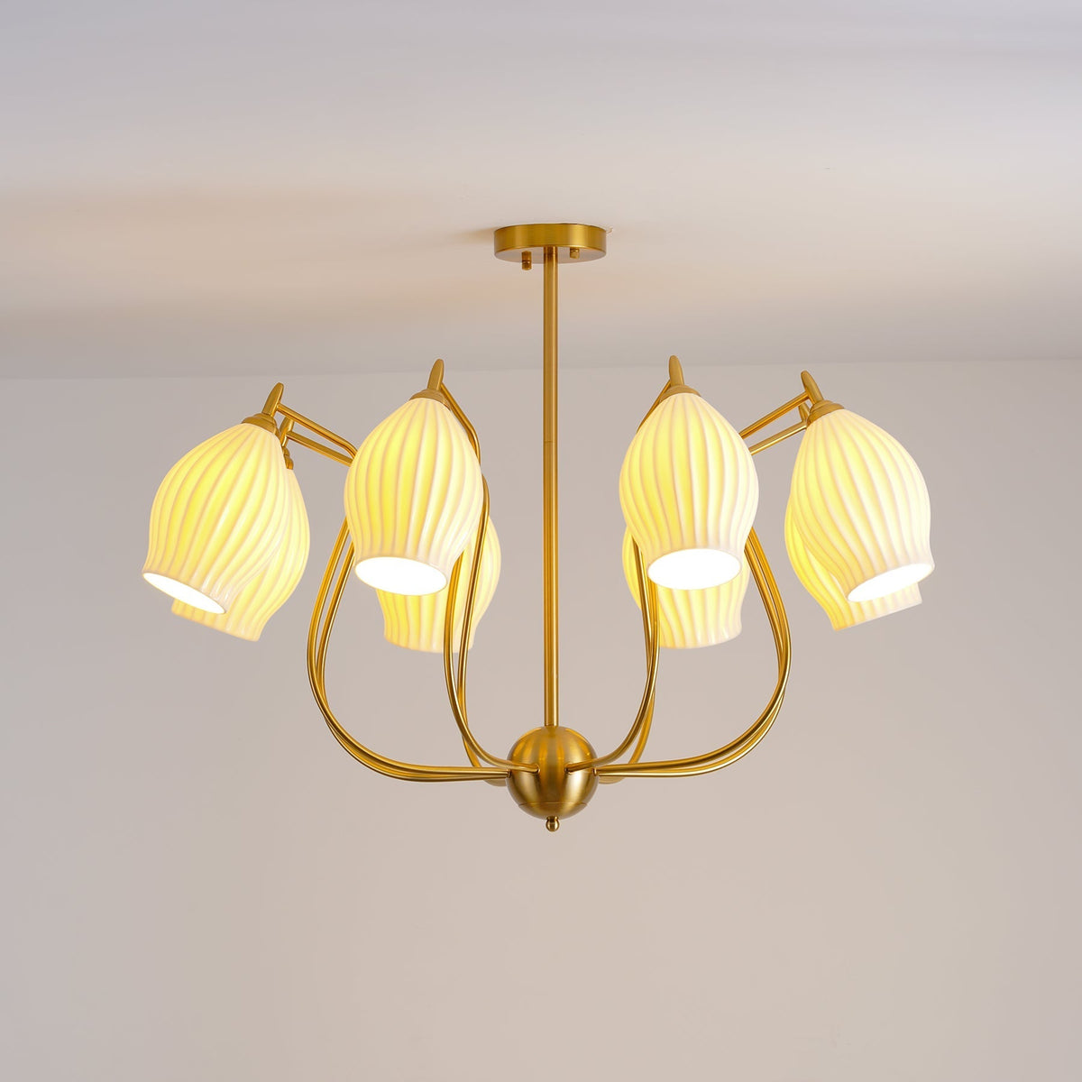 Pravin Kronleuchter Keramik Rippen Skulptural Glas Elegant