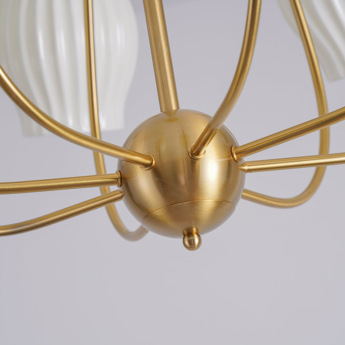 Pravin Kronleuchter Keramik Rippen Skulptural Glas Elegant