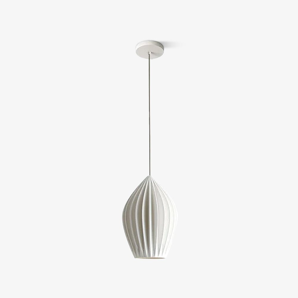Virove Pendelleuchte aus Keramik mit gerippter Oberfläche in Knochen-Optik elegant