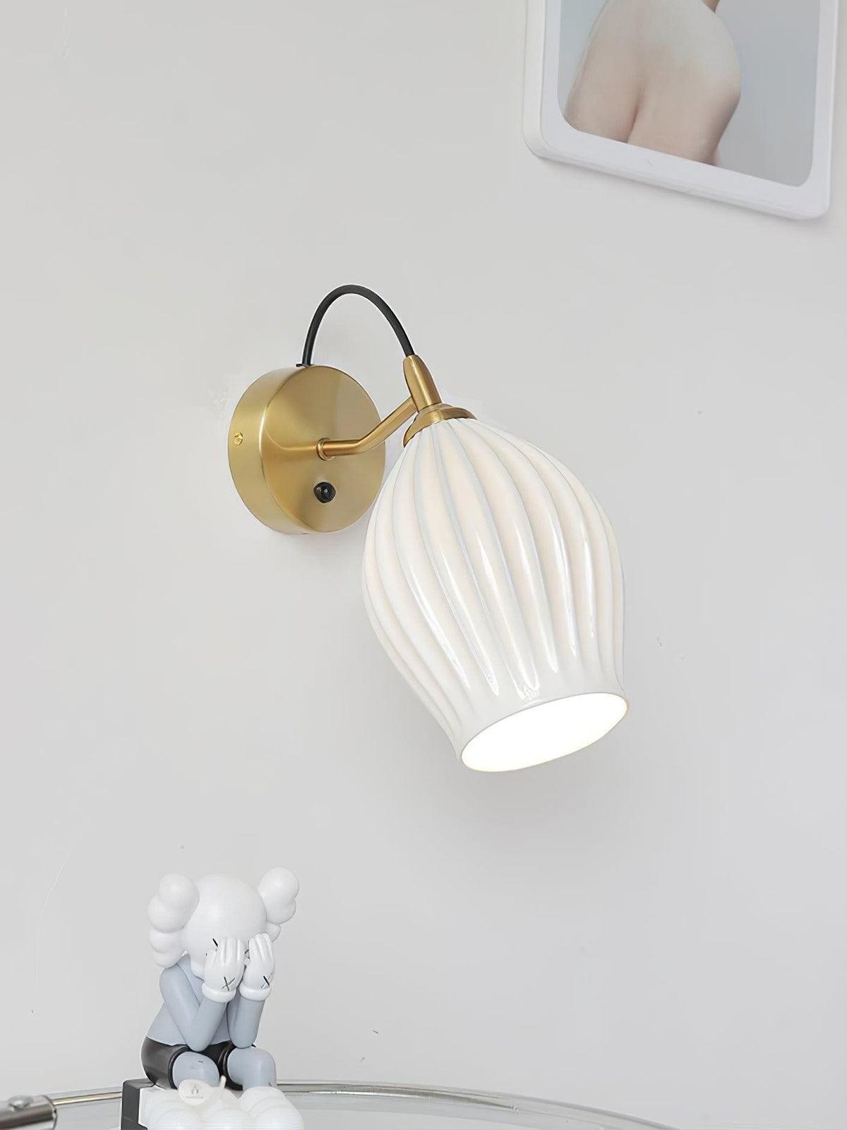 Zotalisra moderne minimalistische gerippte Keramik-Wandleuchte