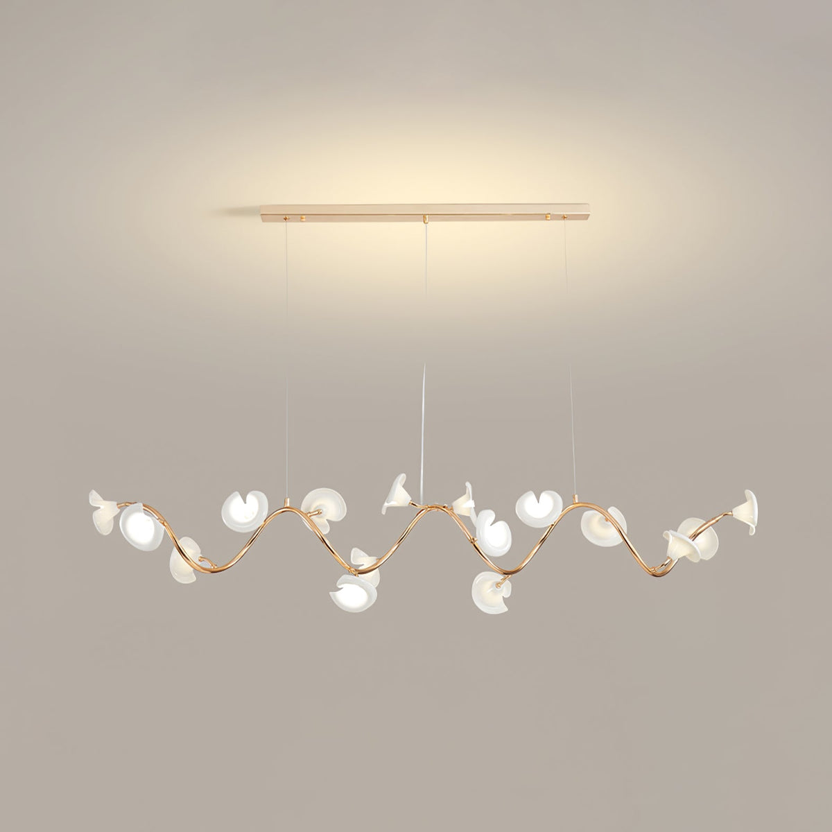 Covlen Kronleuchter Astform Keramikblüte Elegant