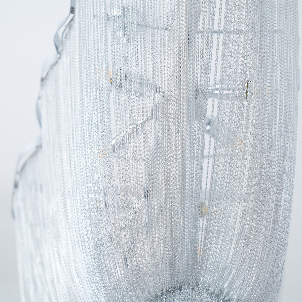 Ardelella Kronleuchter aus Aluminium mit Ketten in glänzendem Nickel