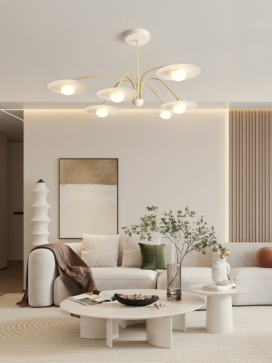 Lark Kronleuchter mit Art-Deco-inspiriertem Pilz-Aufsatz