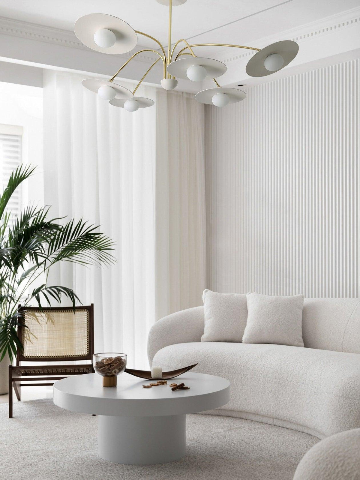 Lark Kronleuchter mit Art-Deco-inspiriertem Pilz-Aufsatz