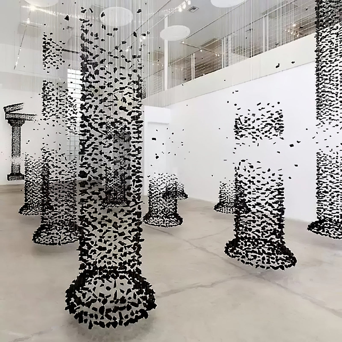 Mareelle Charcoal Stone Sculptural Kronleuchter