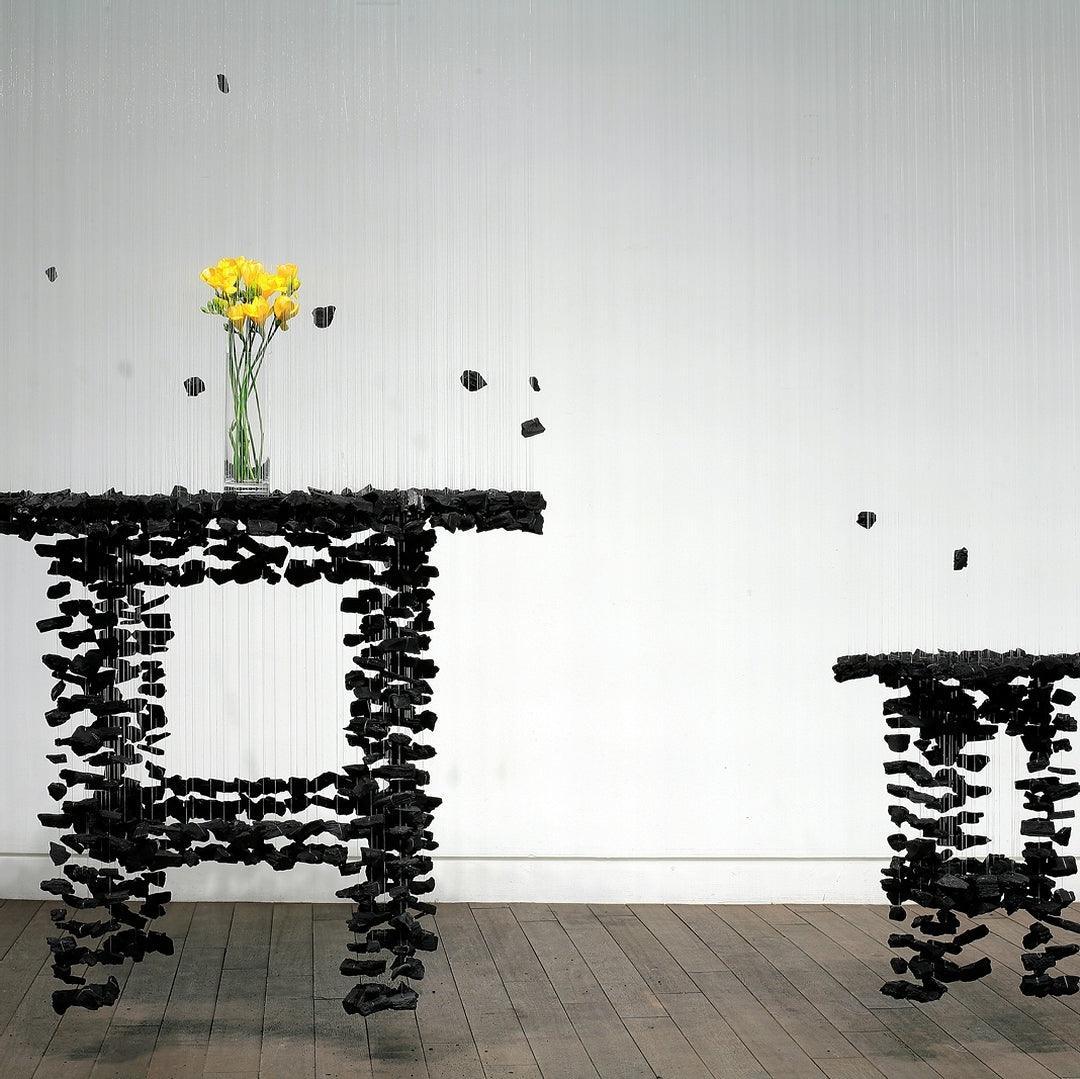 Marinelle Charcoal Stone Sculptural Kronleuchter Buchstabe M bis R