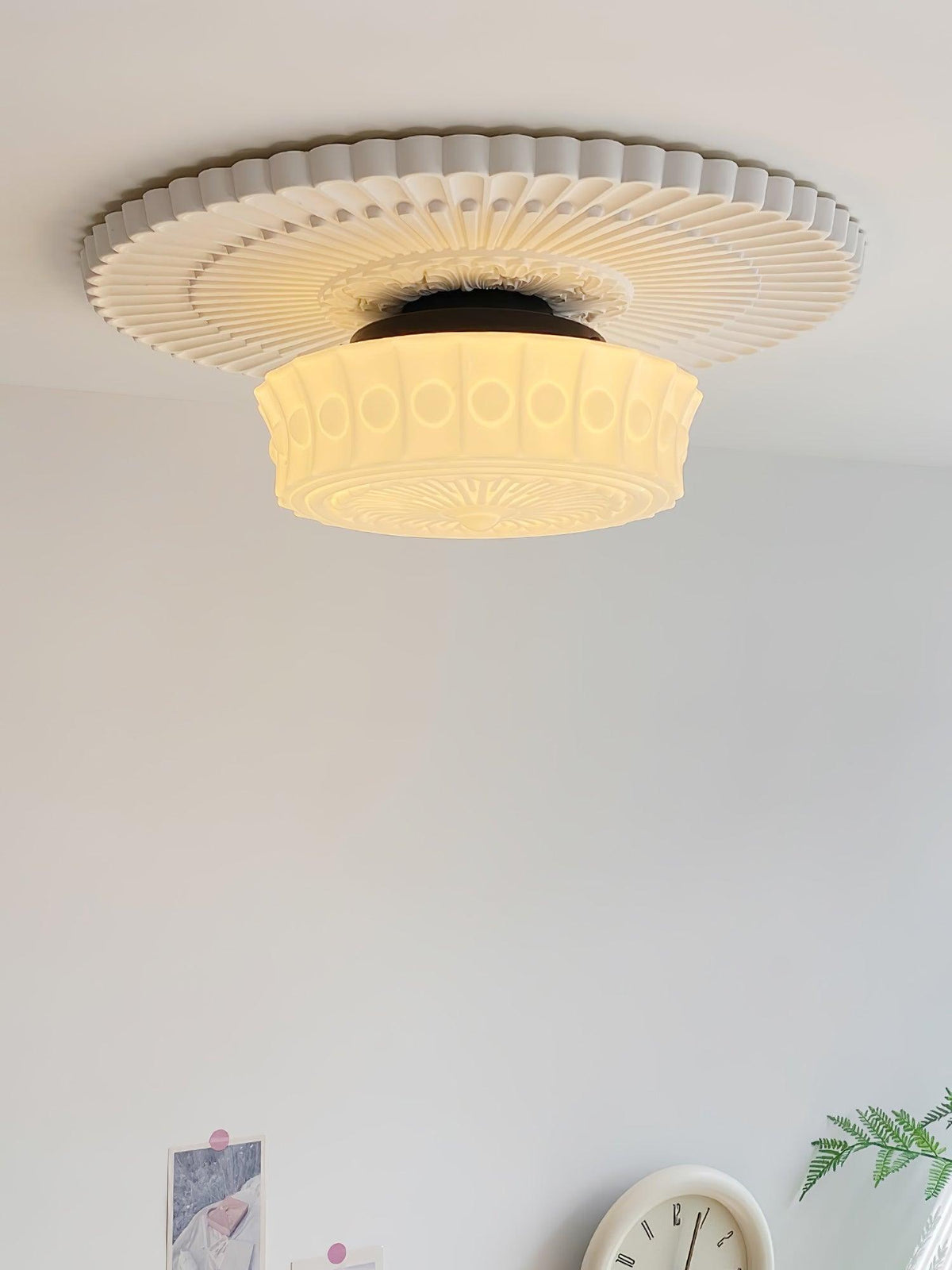 Veleraya Deckenleuchte Weiß Glas Blumenform für Wohnzimmer