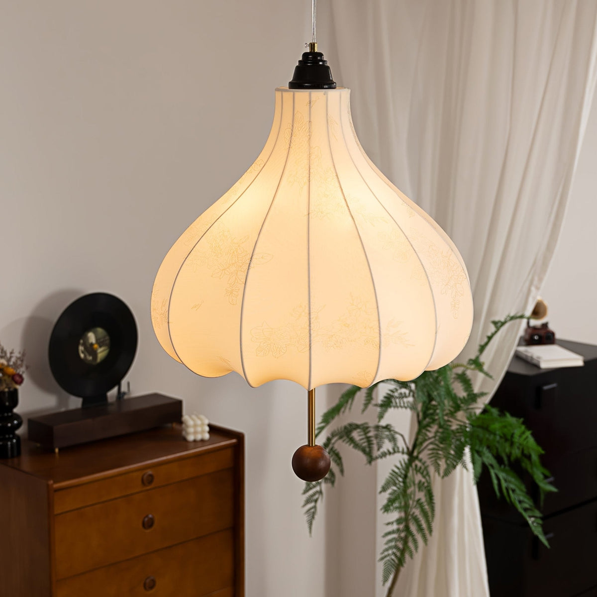 Sylerielle Pendelleuchte aus Stoff und Holz