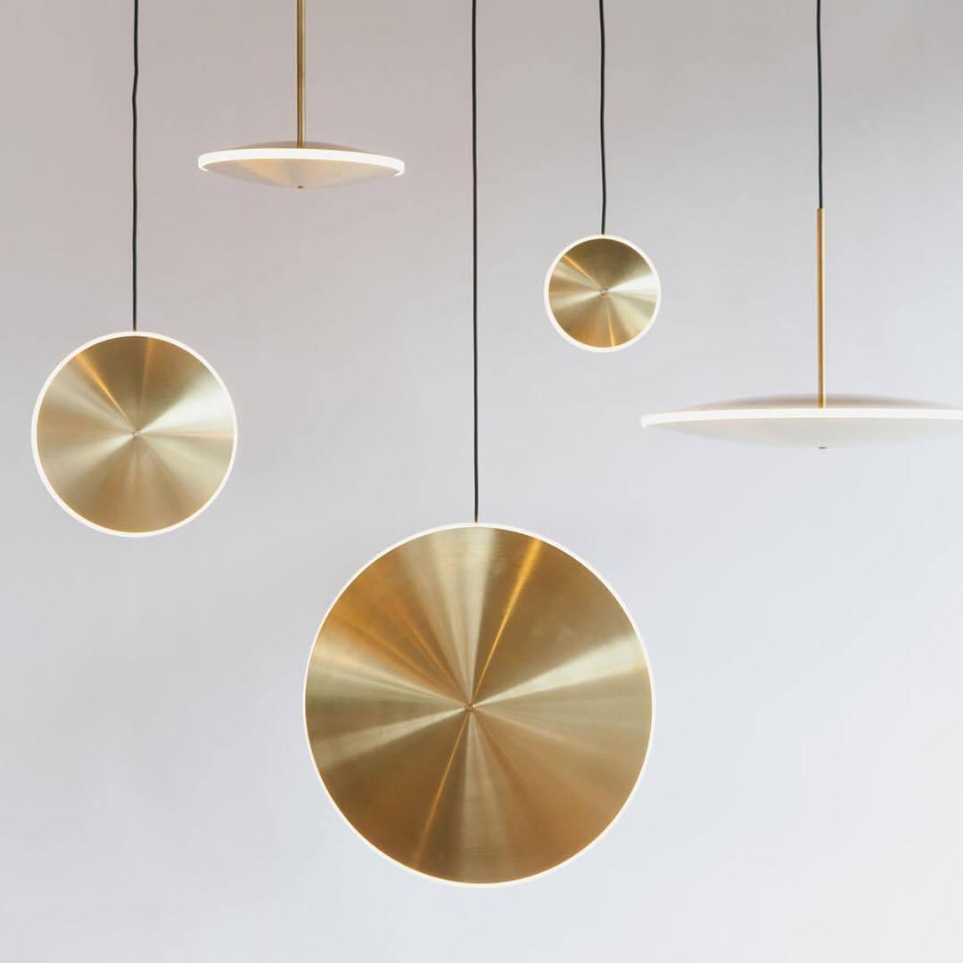 Uvenisra zeitgenössische minimalistische Pendelleuchte in Schalenform