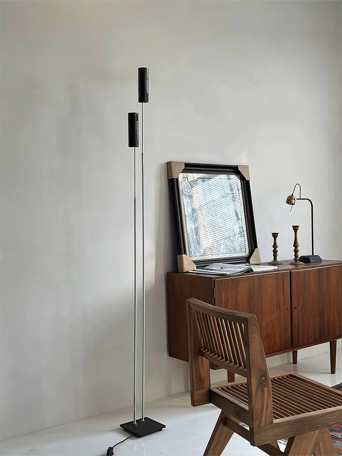 Telum Minimalistische Stehleuchte Schwarz Modern Ambient Wohnzimmer | Cielum