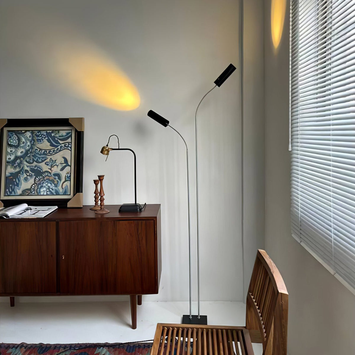 Telum Minimalistische Stehleuchte Schwarz Modern Ambient Wohnzimmer | Cielum