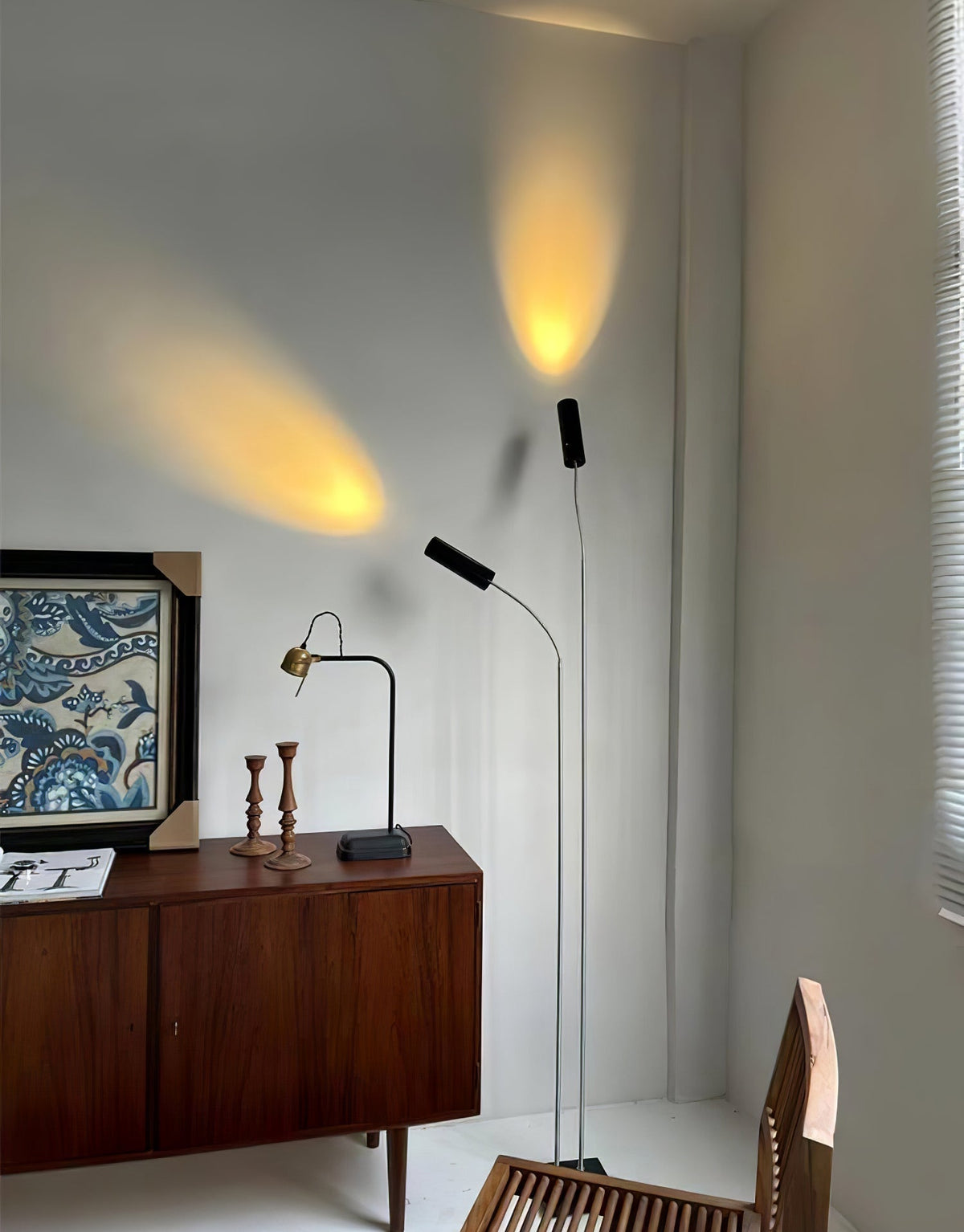 Telum Minimalistische Stehleuchte Schwarz Modern Ambient Wohnzimmer | Cielum