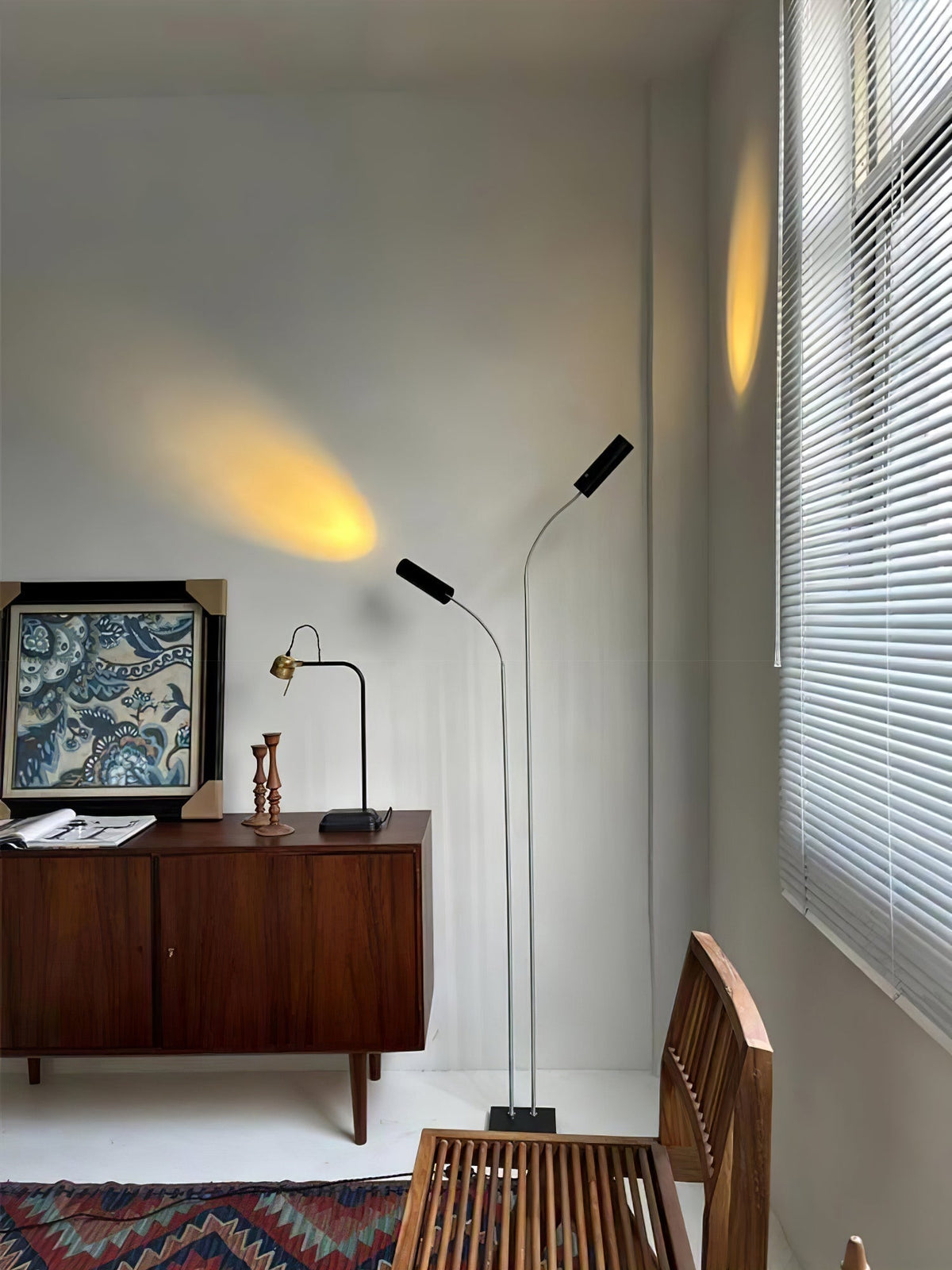 Telum Minimalistische Stehleuchte Schwarz Modern Ambient Wohnzimmer | Cielum