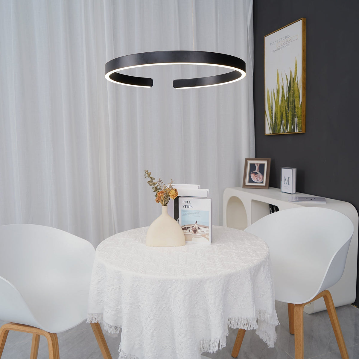 Frixx zeitgenössischer minimalistischer Kronleuchter