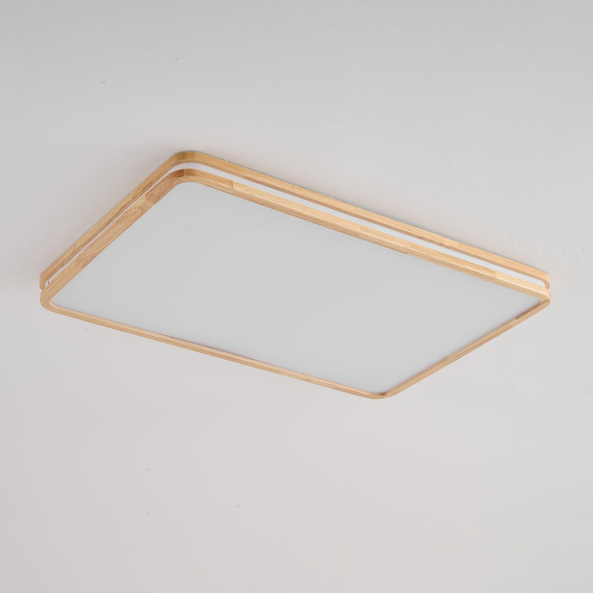 Nysilos zeitgenössische minimalistische Deckenleuchte aus Holz