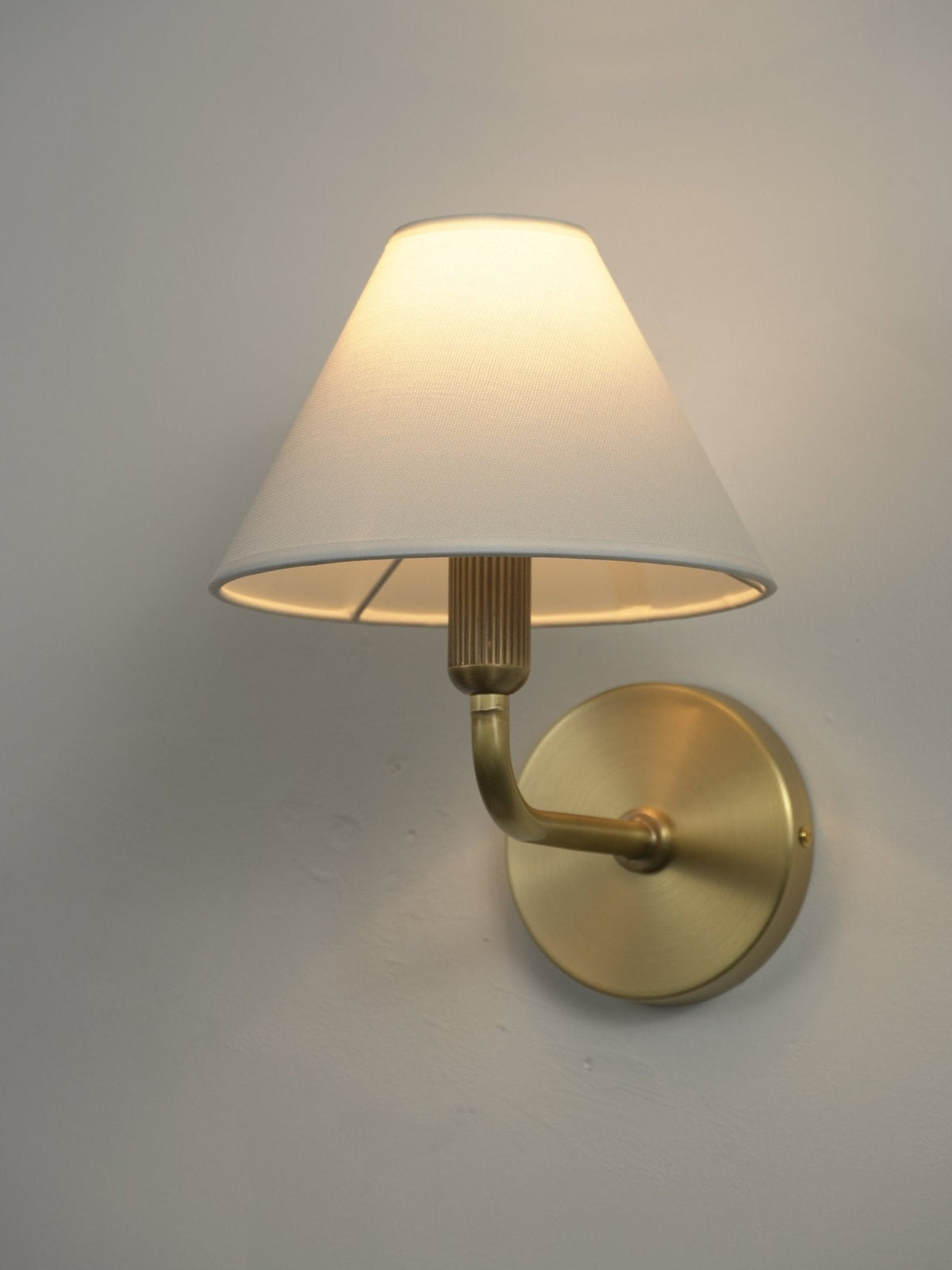 Solivelle Messing-Wandleuchte