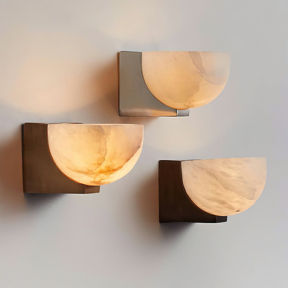 Corvina Schale aus Alabaster Wandleuchte in Bronze