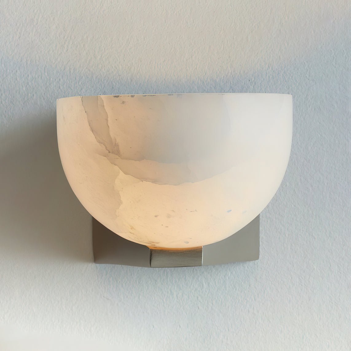 Corvina Schale aus Alabaster Wandleuchte in Bronze
