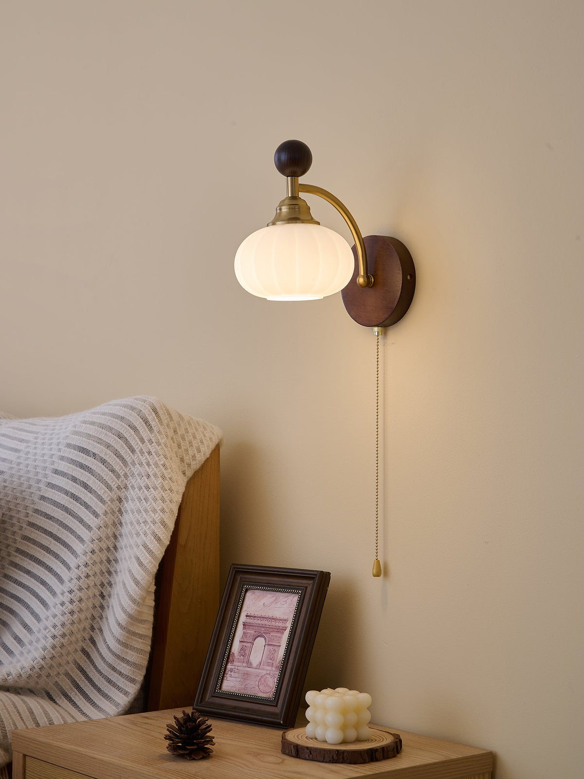 Eshae Premium Nordische Kunst-Stoff-Holz-Wandleuchte