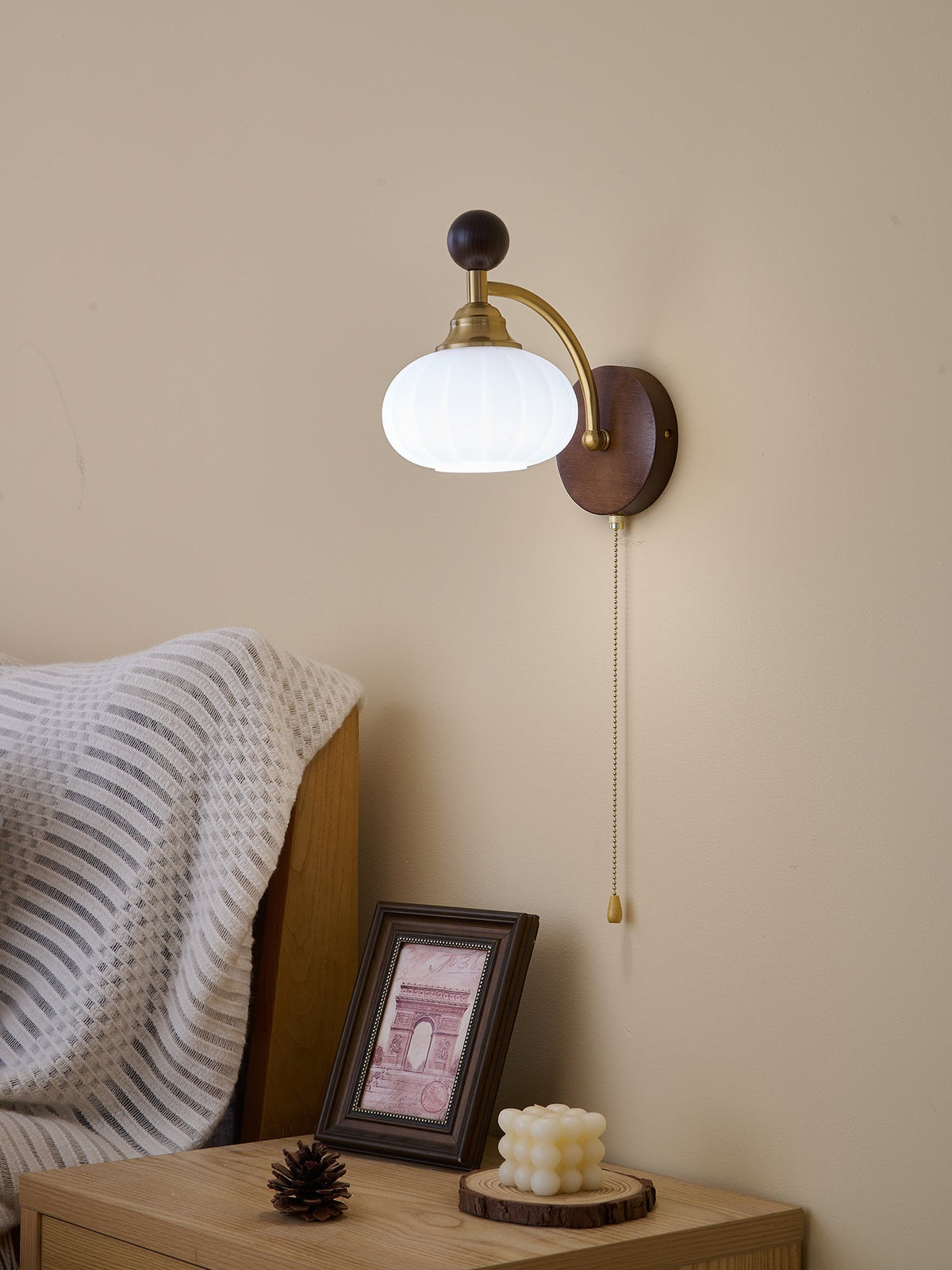 Eshae Premium Nordische Kunst-Stoff-Holz-Wandleuchte