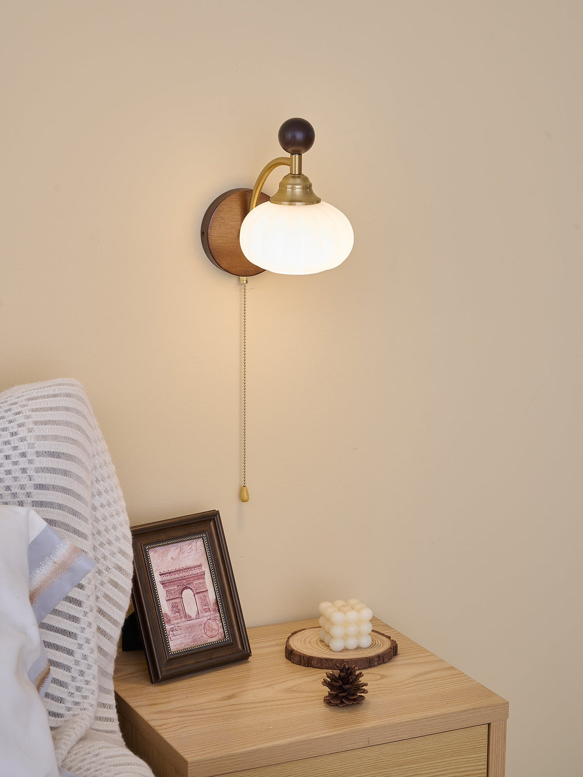 Eshae Premium Nordische Kunst-Stoff-Holz-Wandleuchte