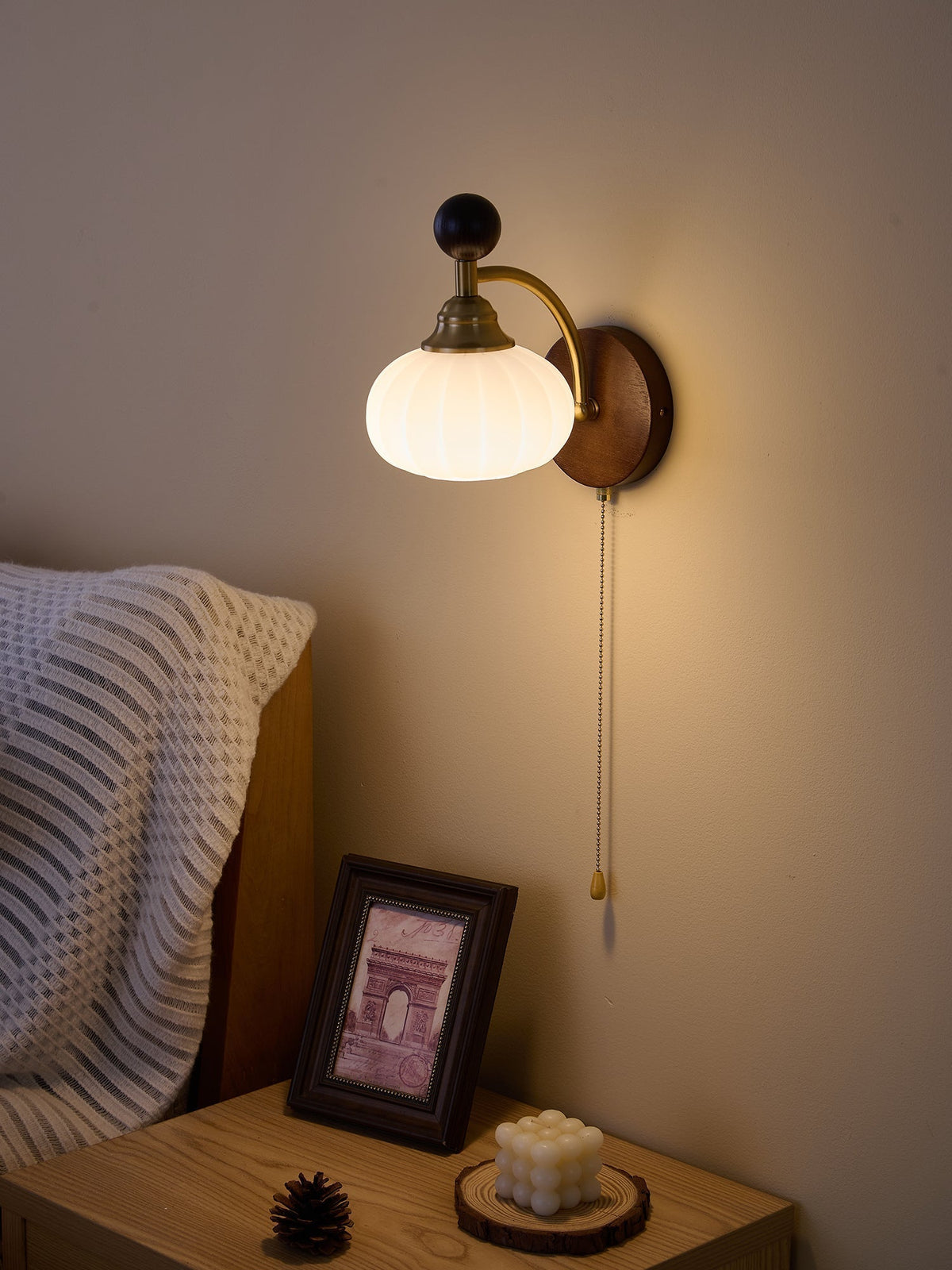 Eshae Premium Nordische Kunst-Stoff-Holz-Wandleuchte