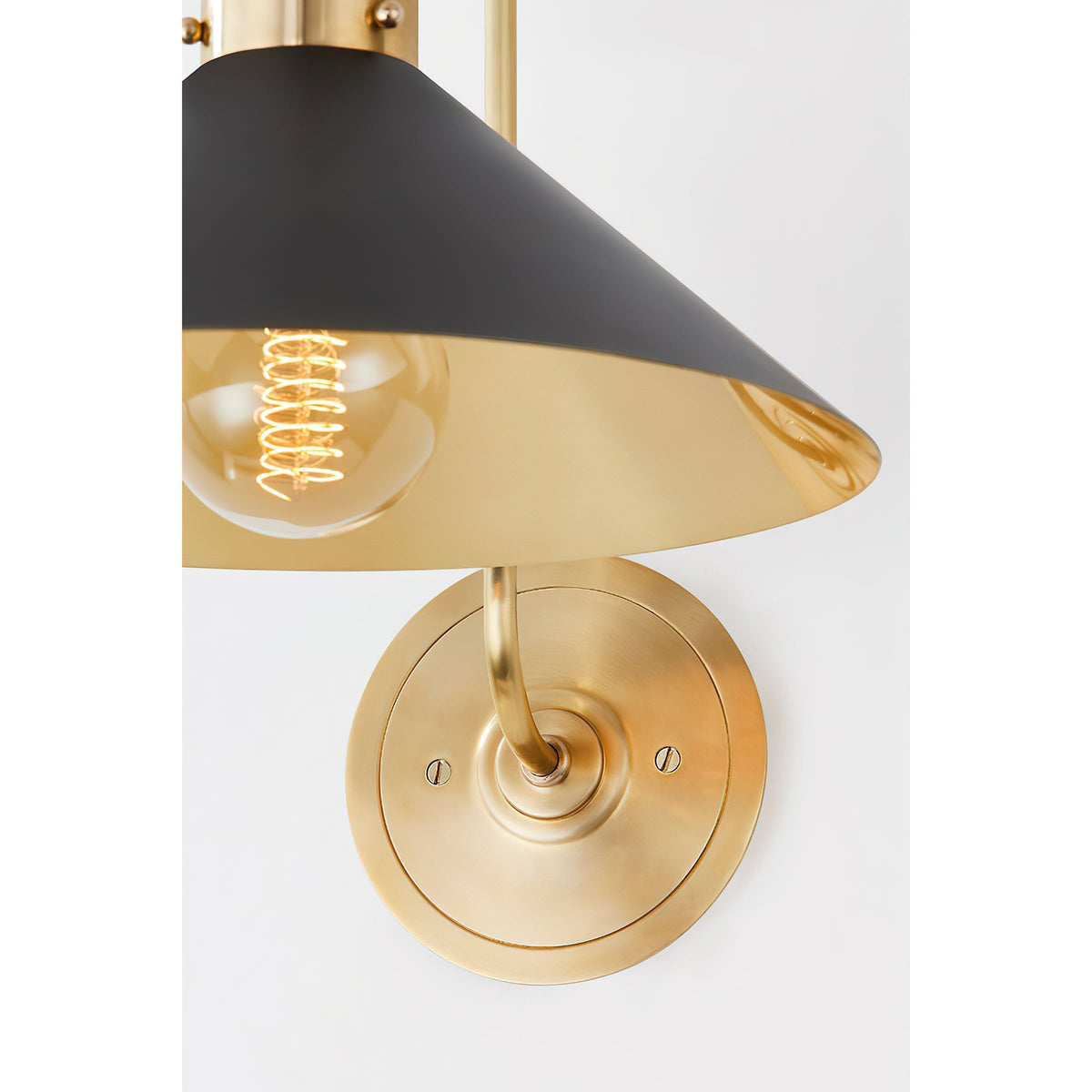 Soliaria Messing-Wandleuchte